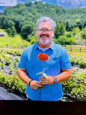 Meet your Posher, Robin